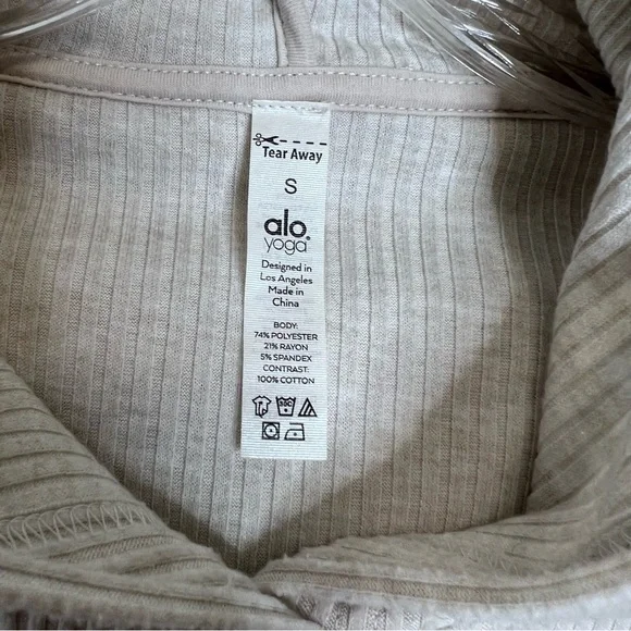 Alo Yoga Muse Hoodie Hooded Women Small Ivory Beige Crop Top Sweater Boxy Top - Picture 10 of 10